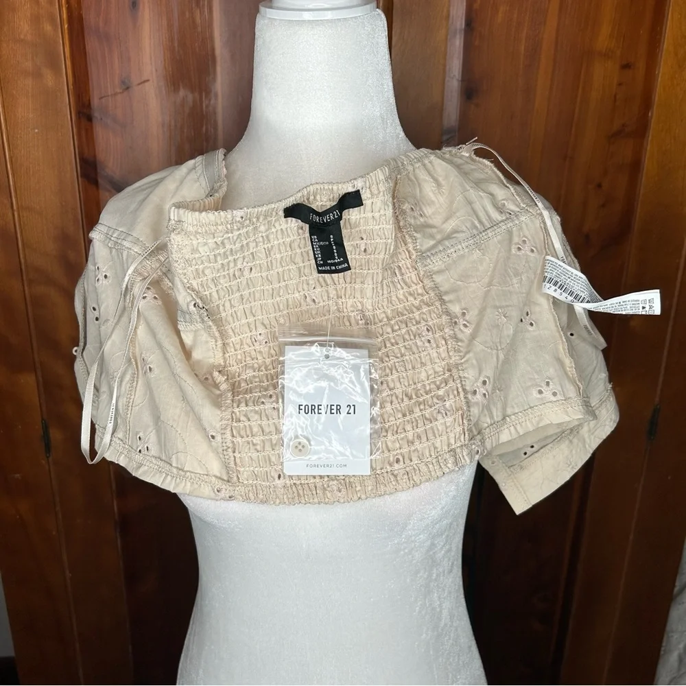 Forever 21 Eyelet Crop Top w Blk Velvet Ribbon Accent Coquette Fairycore Y2K - Picture 14 of 16